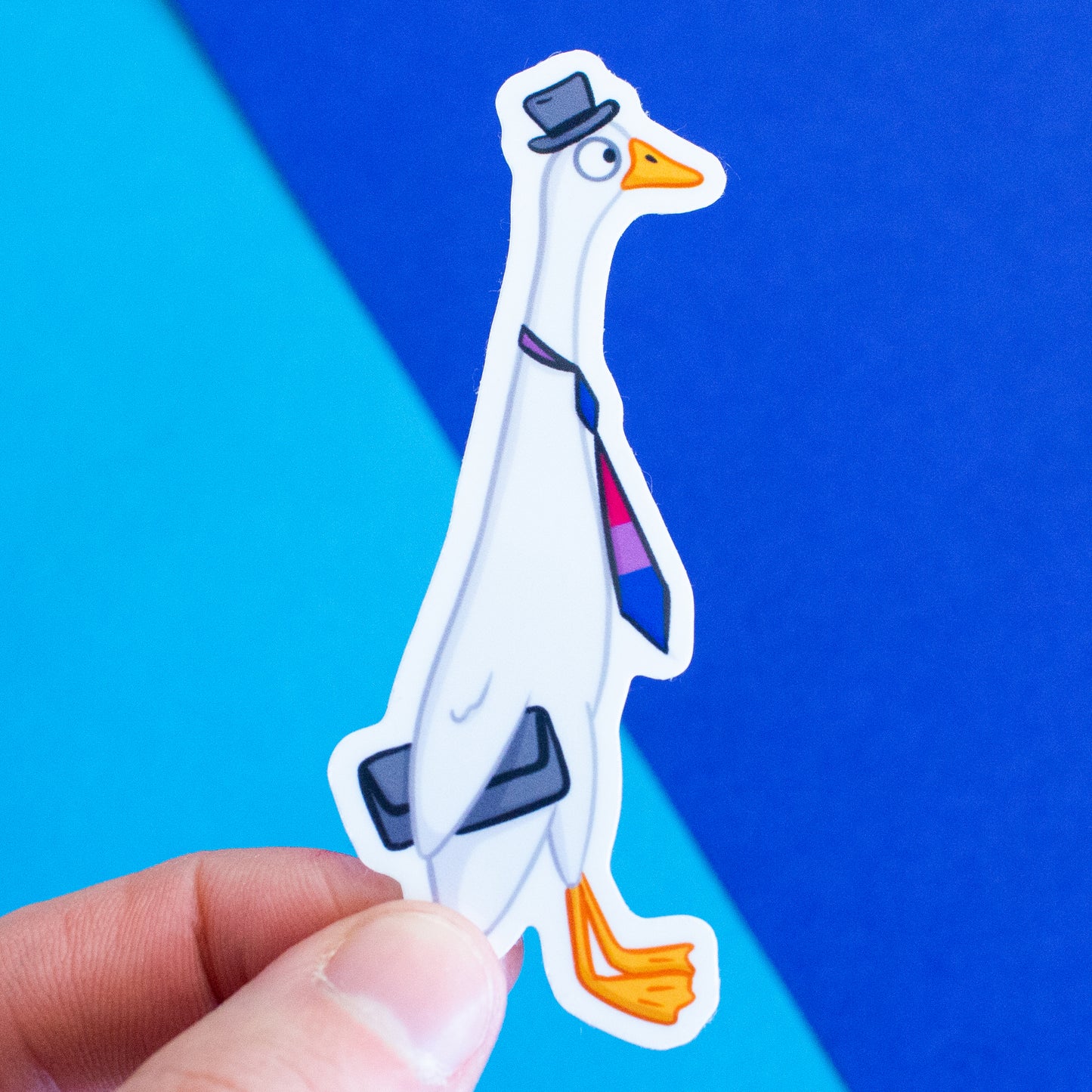 Laufgans mit Pride-Krawatte Sticker