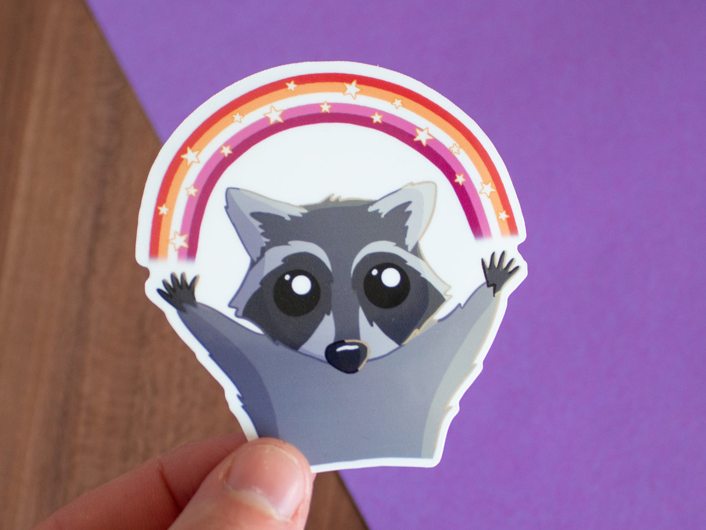 Pride-Waschbär mit Regenbogen Sticker