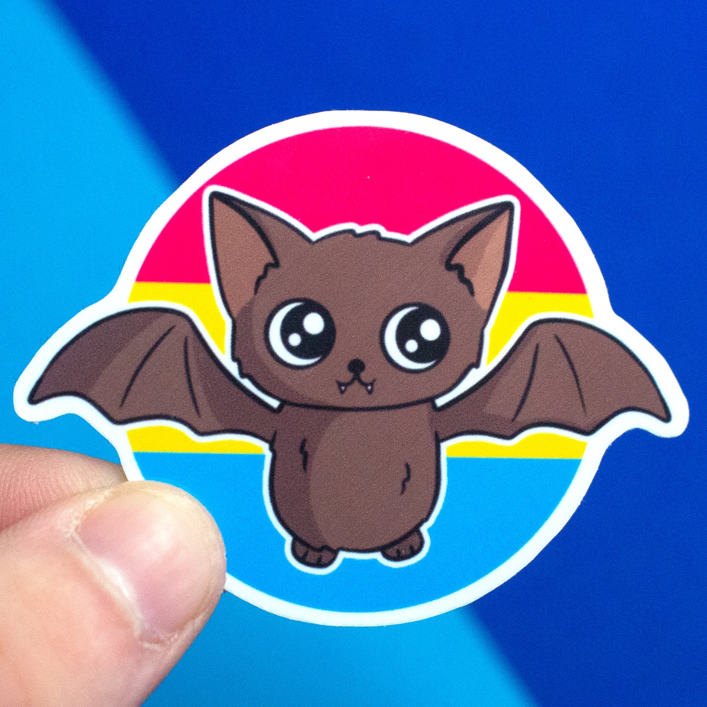 Fledermaus mit runder Pride-Flagge Sticker