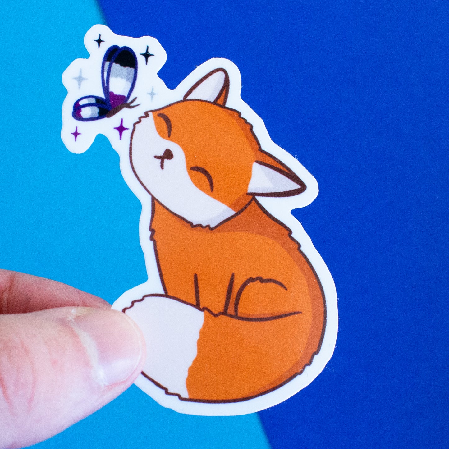 Fuchs mit Schmetterling mit Pride-Flügeln Sticker